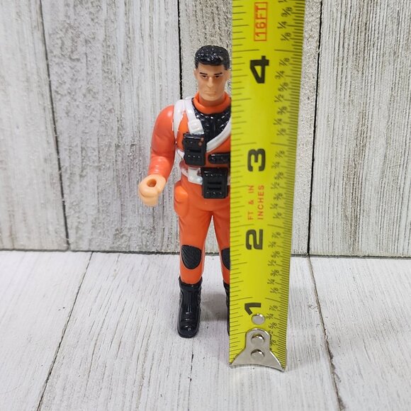 Vintage Mcdonald's Gravity Wheel Action Man Figure 2001 Hasbro 4'' Tall - Picture 5 of 5